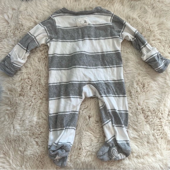 Burt’s Bees Baby Grey and White Rugby Stripe Footie Pajamas Sz NB - Picture 2 of 6